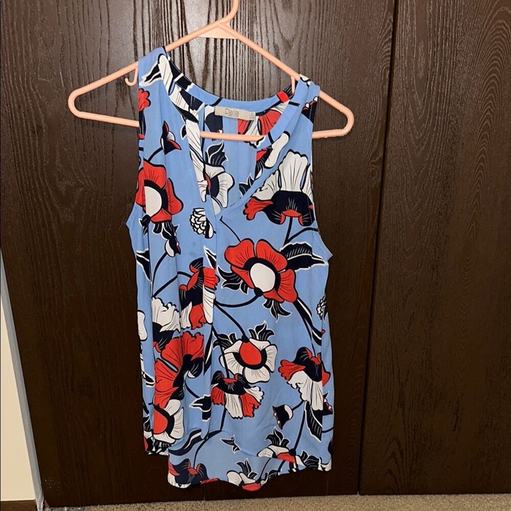 Dalia Blue Sleeveless Graphic Tank Top - size S